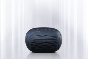 רמקולים LG רמקול נייד LG XBOOM עם טכנולוגיית Meridian דגם PL2