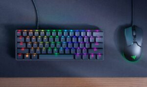 אוזניות גיימינג אופטית צבע לבן RAZER HUNTSMAN MINI